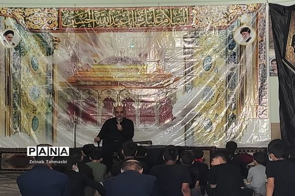 مراسم احلی من العسل در سروستان