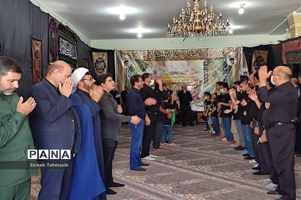 مراسم احلی من العسل در سروستان