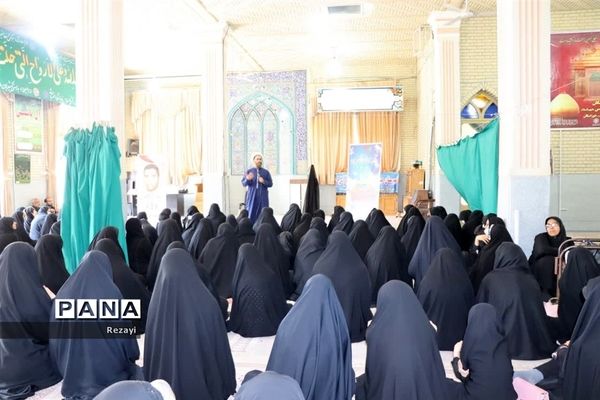 مراسم سوگواره احلی من العسل در اداره آموزش و پرورش ناحیه 6 اصفهان