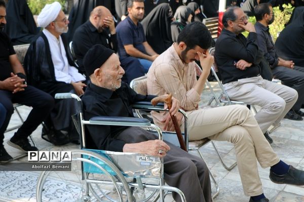 آیین آغاز نصب 222 تابلوی کوچه به نام شهدا در قم-1