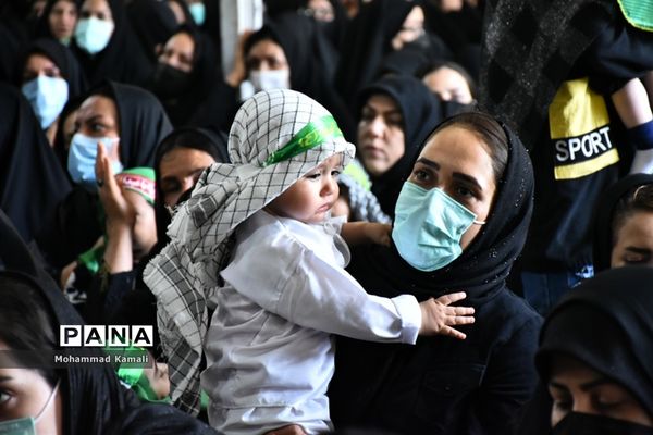 همایش شیرخوارگان حسینی در شهر محلات
