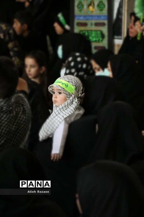 همایش شیرخوارگان حسینی در شهر محلات