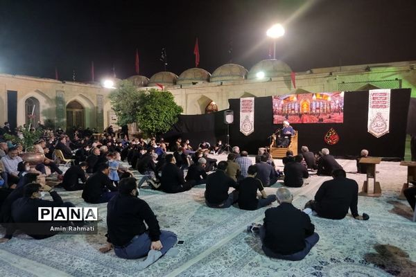 برگزاری مراسم عزاداری در حرم مطهر علی ابن حمزه (ع)