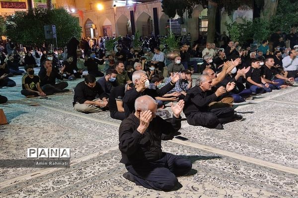 برگزاری مراسم عزاداری در حرم مطهر علی ابن حمزه (ع)