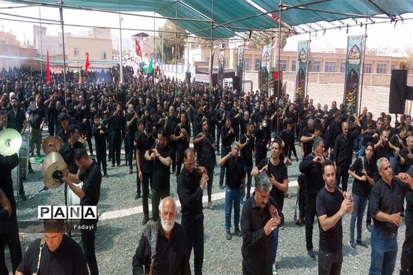 همایش بزرگ تاسوعای حسینی در اردستان