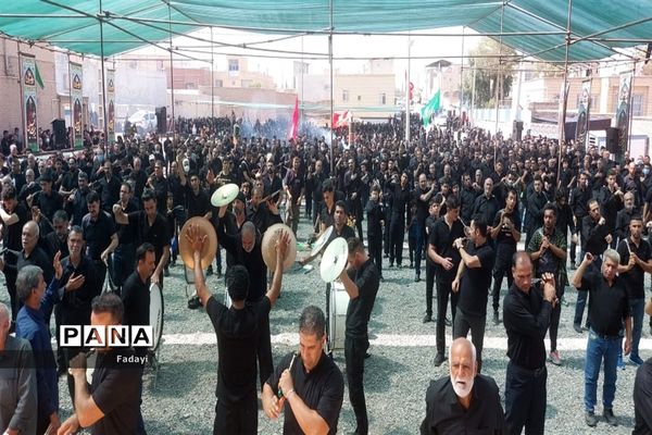 همایش بزرگ تاسوعای حسینی در اردستان
