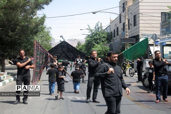 دسته‌های زنجیرزنی روز تاسوعا در شهرری
