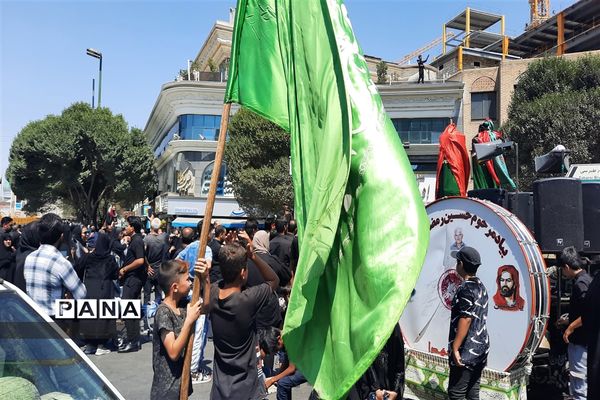 مراسم تاسوعای حسینی  در مشهد مقدس