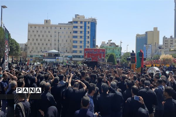 مراسم تاسوعای حسینی  در مشهد مقدس