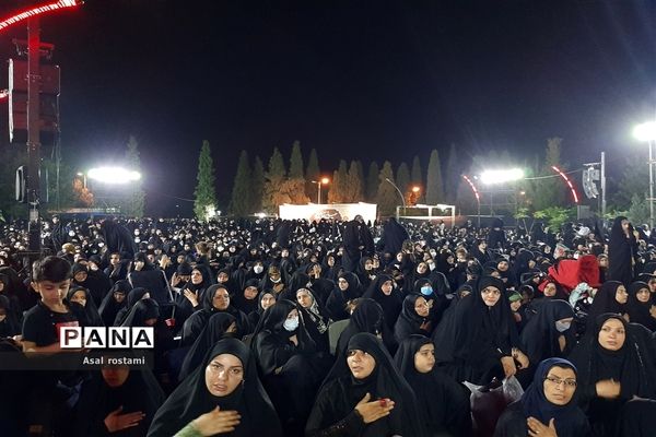 برگزاری مراسم عزاداری شب عاشورا در کانون فرهنگی رهپویان وصال شیراز