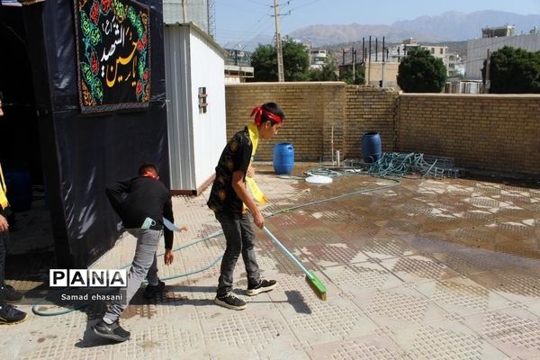 برپایی موکب سازمان دانش‌آموزی کهگیلویه و بویراحمد در روز عاشورای حسینی