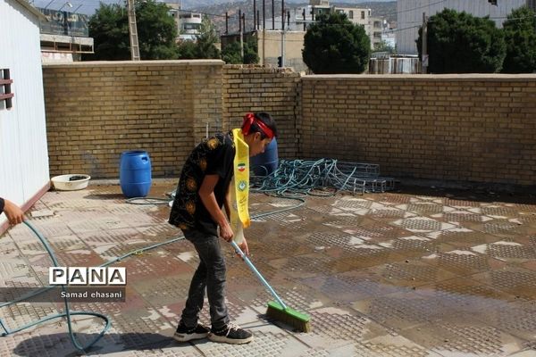 برپایی موکب سازمان دانش‌آموزی کهگیلویه و بویراحمد در روز عاشورای حسینی