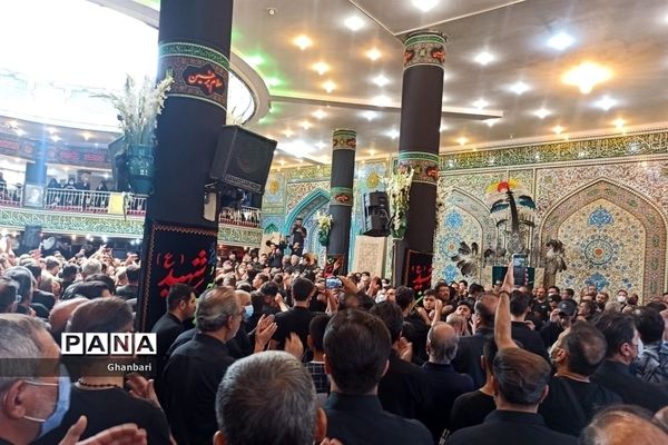 مراسم عاشورای حسینی در انگورستان ملک اصفهان