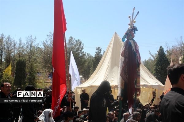 عزاداری مردم در قتلگاه بیرجند