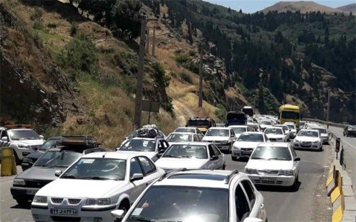 ترافیک سنگین در مسیر بازگشت از جاده‌های هراز و کندوان