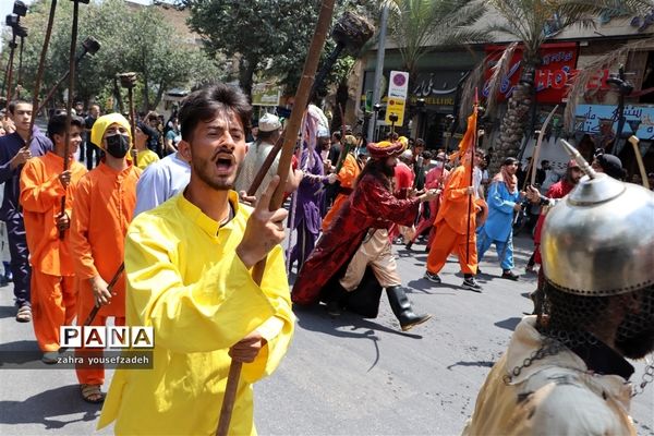 مراسم خیمه سوزان روز عاشورای حسینی در شیراز