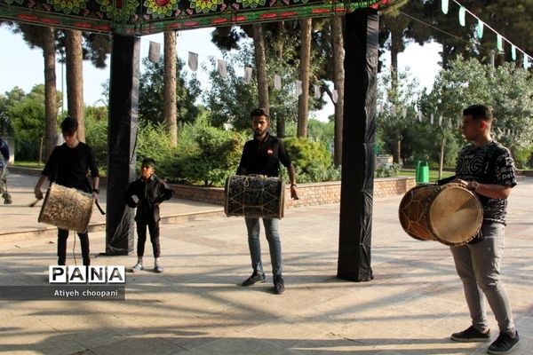 هنرنمایی شبیه‌خوانان آیین سنتی تعزیه در فرهنگسرای خاوران