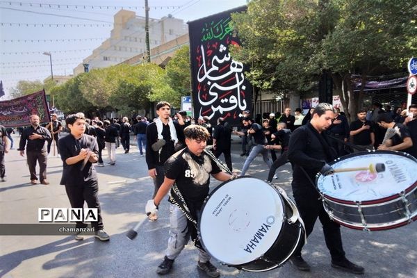 اجتماع پرشور عاشورائیان در مشهد