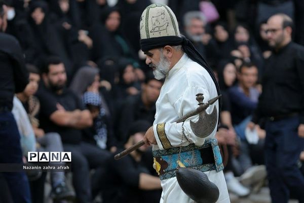 مراسم تعزیه‌خوانی در رینه لاریجان