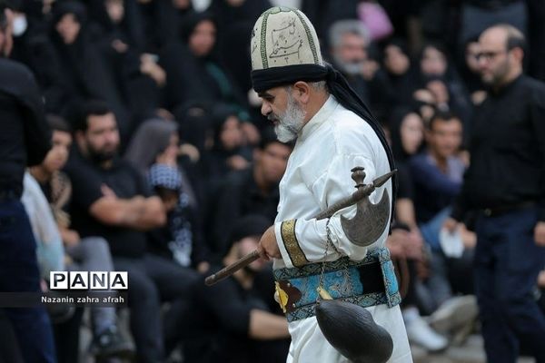 مراسم تعزیه‌خوانی در رینه لاریجان