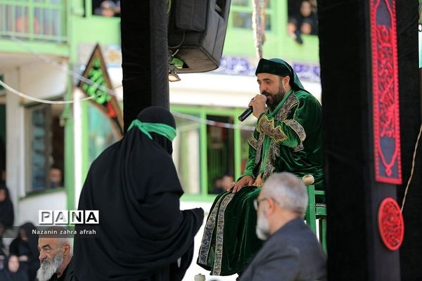 مراسم تعزیه‌خوانی در رینه لاریجان