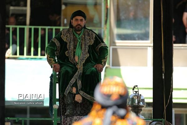 مراسم تعزیه‌خوانی در رینه لاریجان
