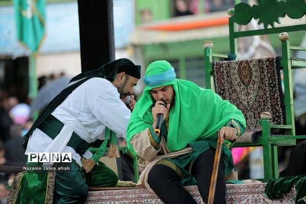 مراسم تعزیه‌خوانی در رینه لاریجان