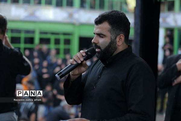 برگزاری مراسم دسته‌روی در روستای رینه لاریجان