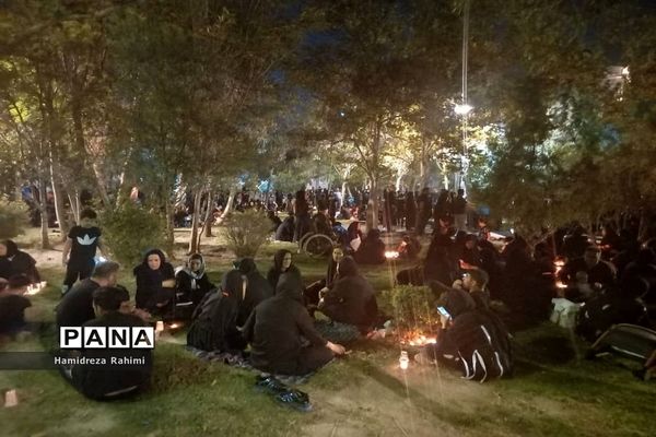 سکوت تهران در شام غریبان
