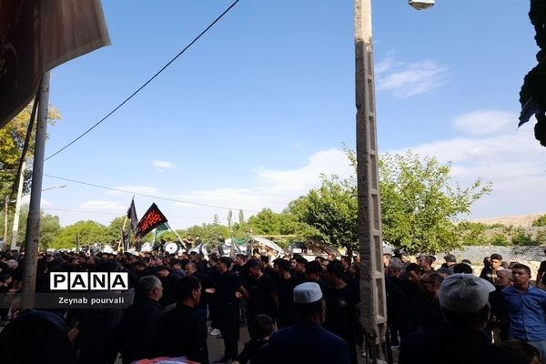 برگزاری عاشورا و تاسوعای حسینی در روستای فاروج