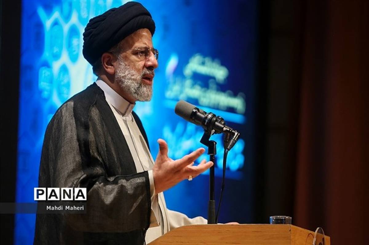 دلسوزان ایران و اسلام‌‌، قدردان مجاهدت‌های مدافعان حرم هستند
