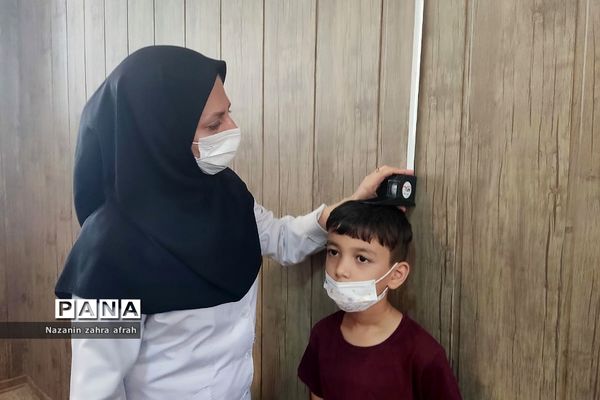 برگزاری طرح جهادی معاینات پزشکی ویژه دانش‌آموزان منطقه رودهن