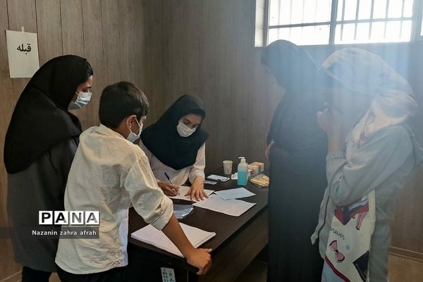 برگزاری طرح جهادی معاینات پزشکی ویژه دانش‌آموزان منطقه رودهن