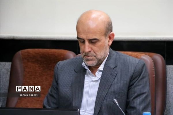 نشست کارگروه بازماندگان از تحصیل در ساری