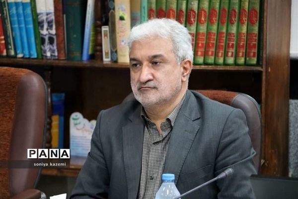 نشست کارگروه بازماندگان از تحصیل در ساری