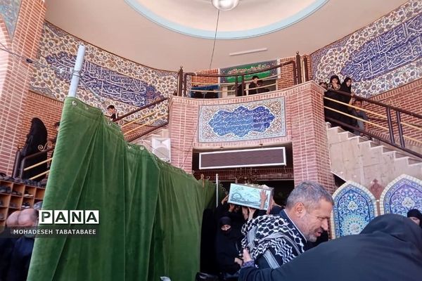تشییع پیکر دو شهید گمنام در نماز جمعه شهرستان پردیس