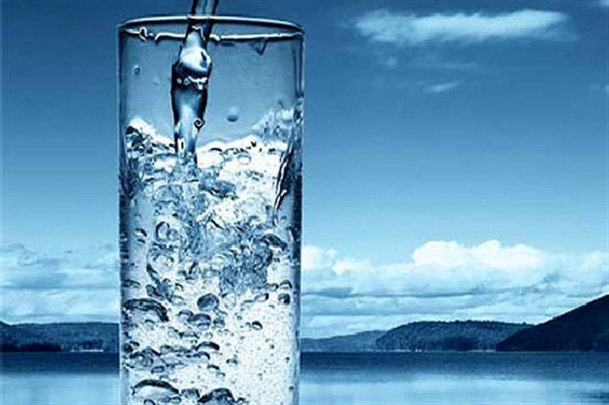 نوشیدن آب گرم چه مزیتی دارد؟