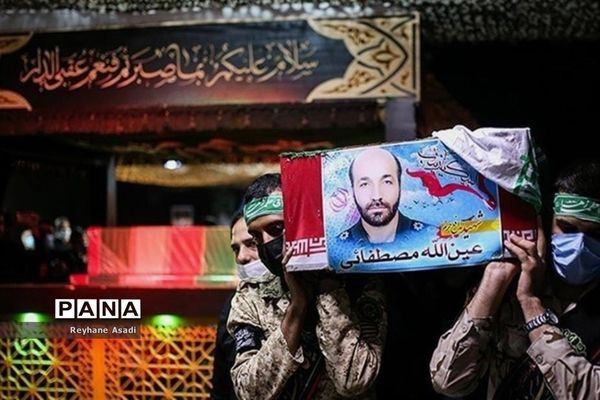 برگزاری اولین سالگرد تدفین پاسدار شهید مدافع حرم عین الله مصطفایی درمحمد‌شهر  کرج