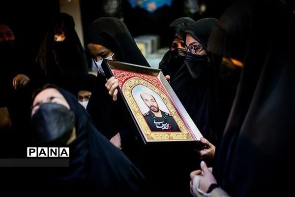 برگزاری اولین سالگرد تدفین پاسدار شهید مدافع حرم عین الله مصطفایی درمحمد‌شهر  کرج