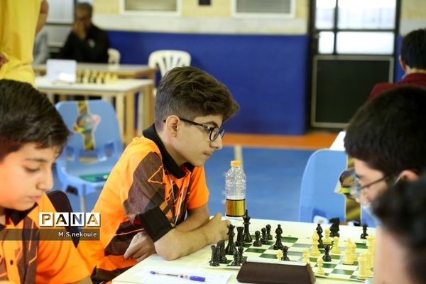 آغاز مسابقات  شطرنج دانش‌آموزی در شهرکرد