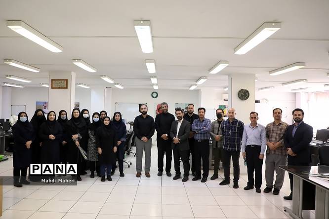 حضور قائممقام و شورای معاونان سازمان دانشآموزی در خبرگزاری پانا برای قدردانی از تلاش خبرنگاران