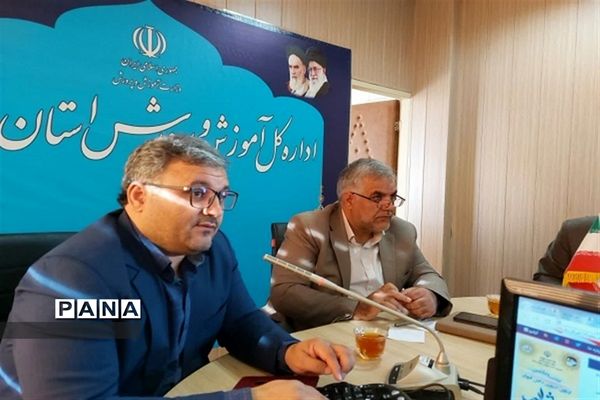 تجلیل از دانش‌آموز خبرنگاران پانا زنجان توسط مدیرکل آموزش و پرورش