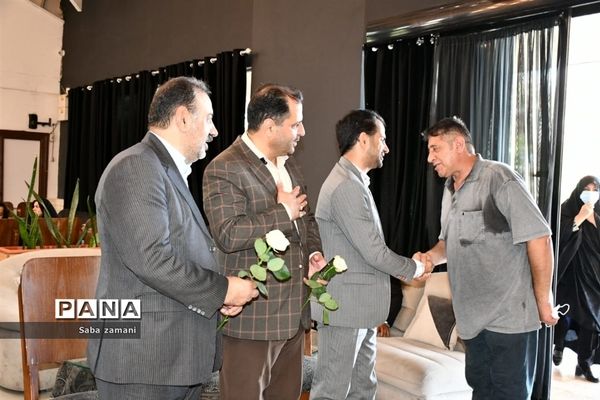 همایش تجلیل از آزادگان در محمودآباد