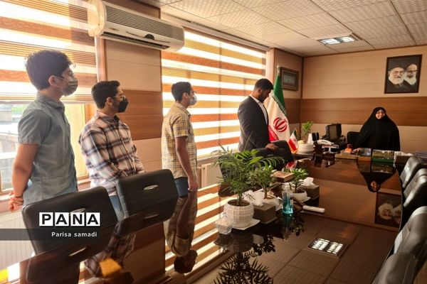 آیین تجلیل از دانش‌آموز خبرنگاران منطقه ۱۳