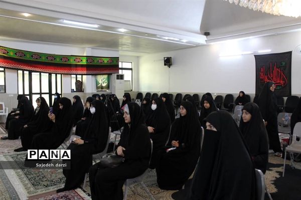 تقدیر از خادمان موکب دختران حسین