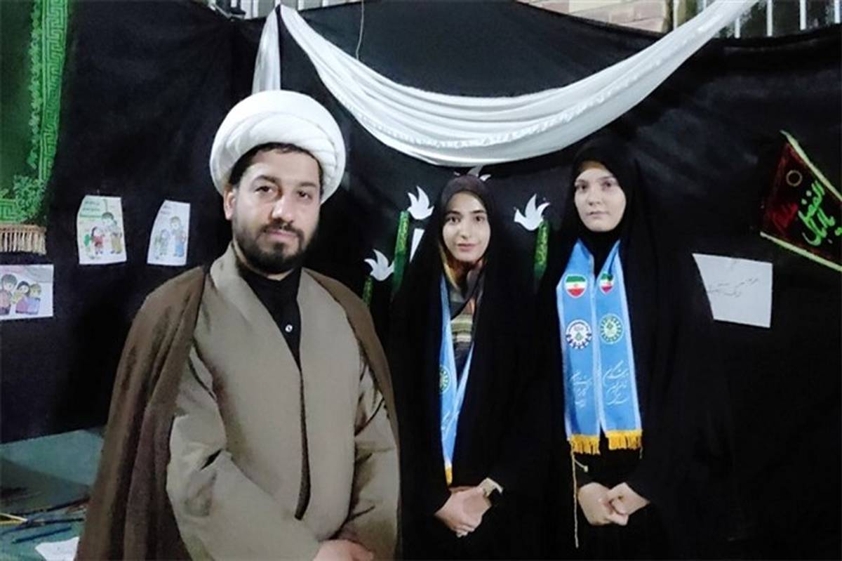 بازدید مسئولان آموزش و پرورش قم از نمایشگاه مجلس دانش‌آموزی استان