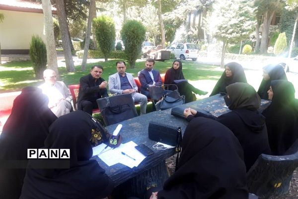 نشست هم‌اندیشی حوزه معاونت پرورشی و فرهنگی استان البرز