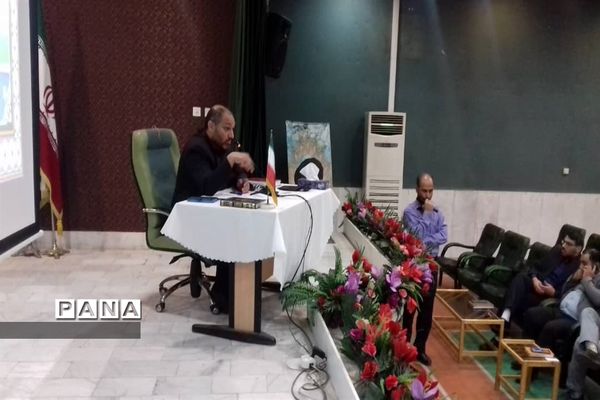 نشست هم‌اندیشی حوزه معاونت پرورشی و فرهنگی استان البرز