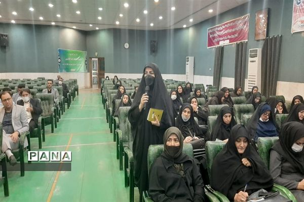 نشست هم‌اندیشی حوزه معاونت پرورشی و فرهنگی استان البرز