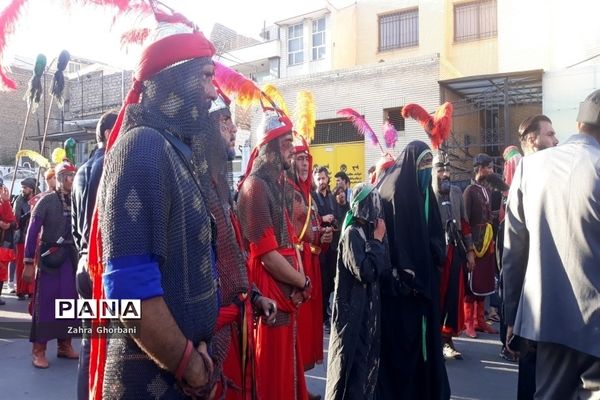 کاروان نمادین «اسرای کربلا» در قم-3